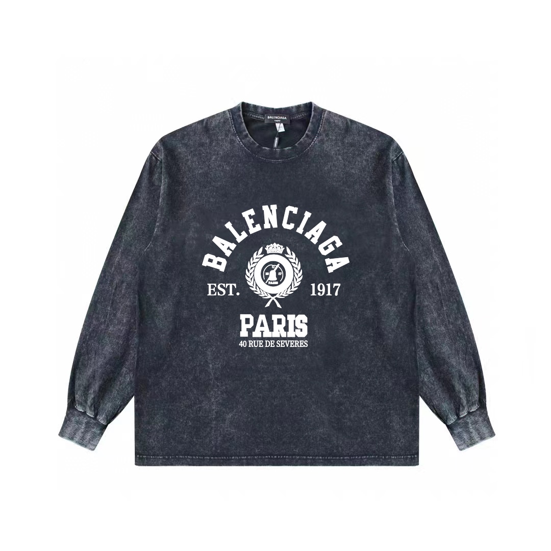 (顶级版本)巴黎世家Balenciaga经典logo定款水洗长袖 重工草洗+康利数码印花+款式无敌好看 ..硬挺轮廓版型 上身有型 整体很显气质 ，单穿  叠穿 内搭外穿  都完美单品 面料采用2克棉颜色:水洗黑尺码: S M L XL