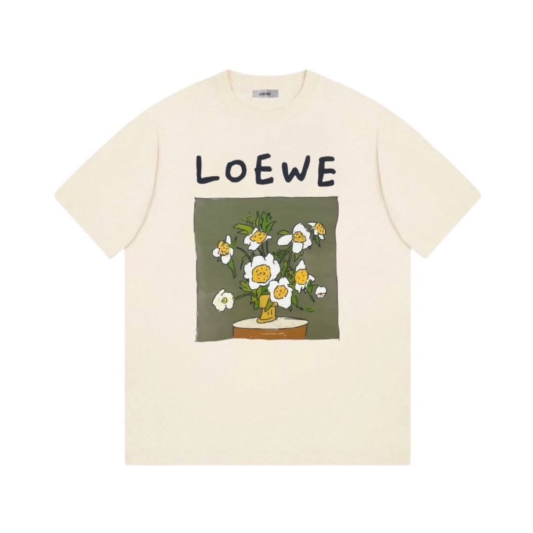LOEWE 罗意威限定小雏菊盆栽logo印花休闲短袖TColer：白色 杏色 整件做法采用三针五线工艺 领口 肩缝 图案采用进口胶浆印花 层层印制 牢靠度高 不开裂不