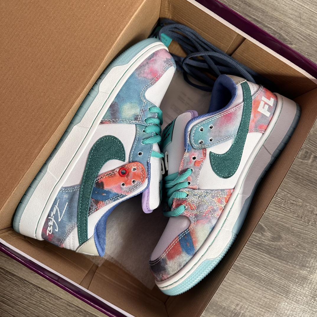  Nike SB Dunk Low SB 白蓝炫彩 码数36-44 男女现货