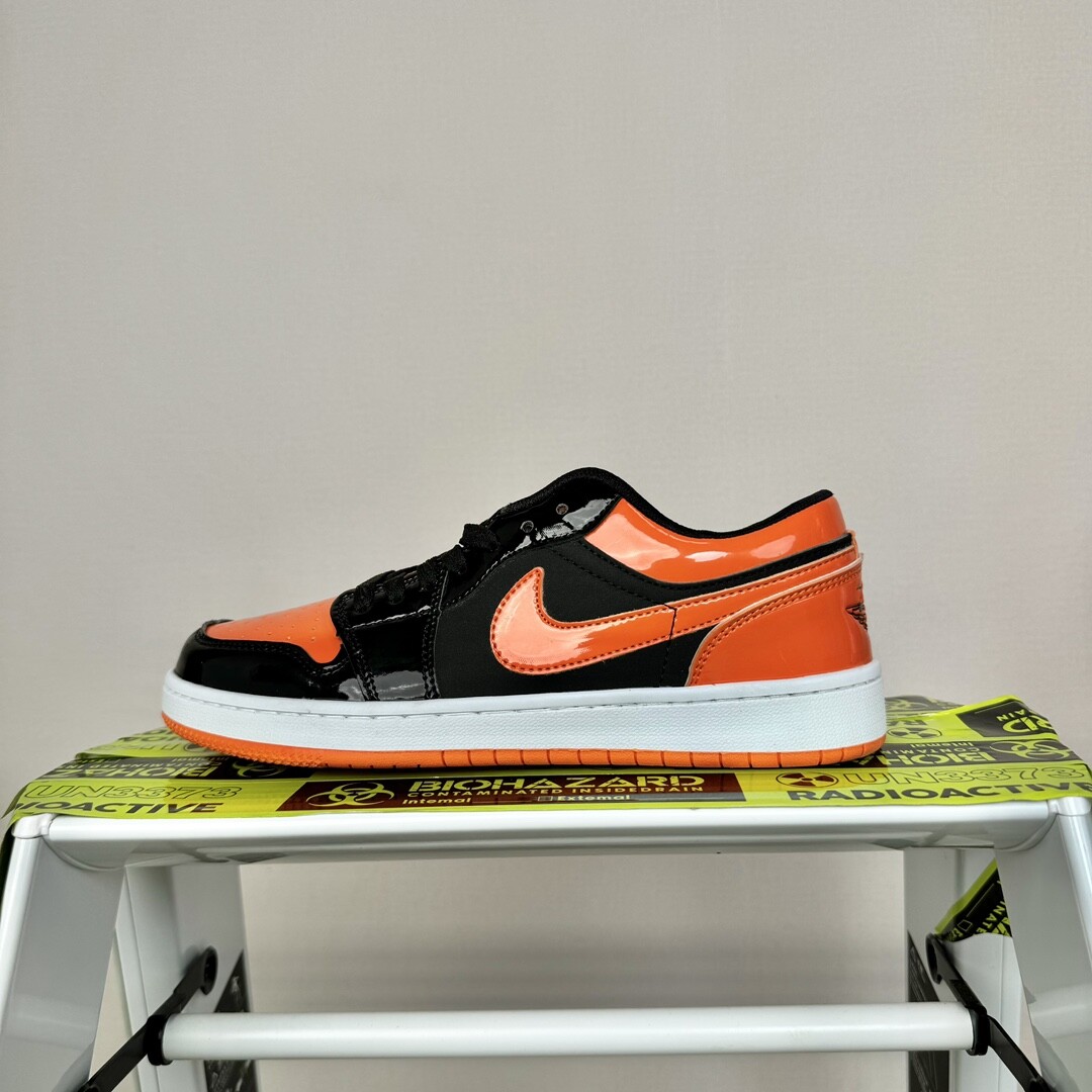 Air Jordan 1 Low Aj1低帮 黑橘亮面 码数36-44 男女现货