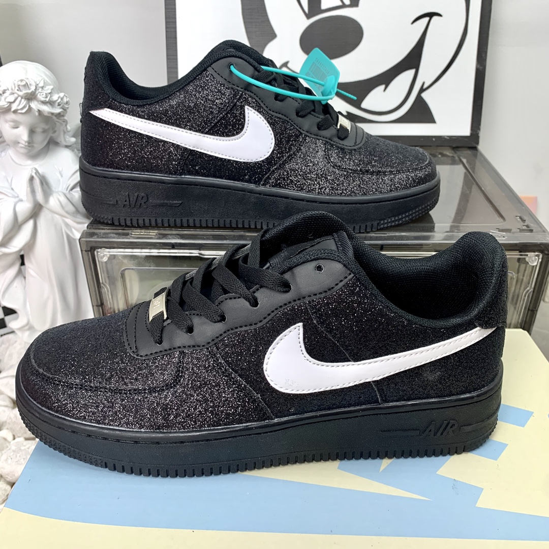 Nike Air Force 1 Low 满天星黑白 尺码 36-44 男女现货