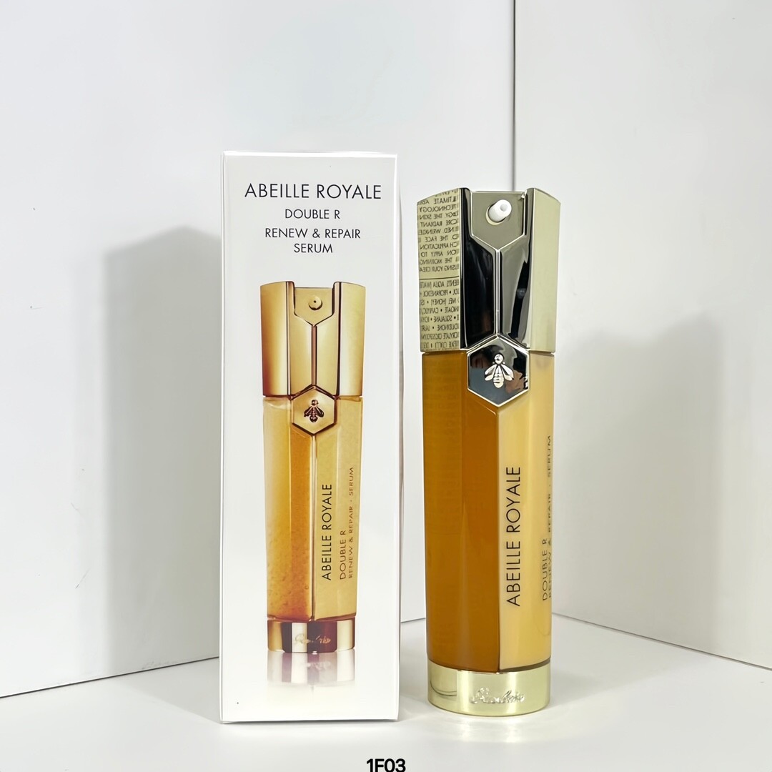 娇兰双管精华50ml高质量娇兰帝皇蜂姿双管精华50ml 一半凝露：去角质收缩毛孔提亮肤色一半乳液：提拉紧致抚平皱纹这款是两个瓶管合二为一，泵头一按下去就“双管齐下”使用感超级舒服 一点儿都不油腻 滋养足够 用完皮肤超级细嫩搭配复原蜜，娇兰最强CP，复原蜜双管精华是“11＞2”的神奇效果！