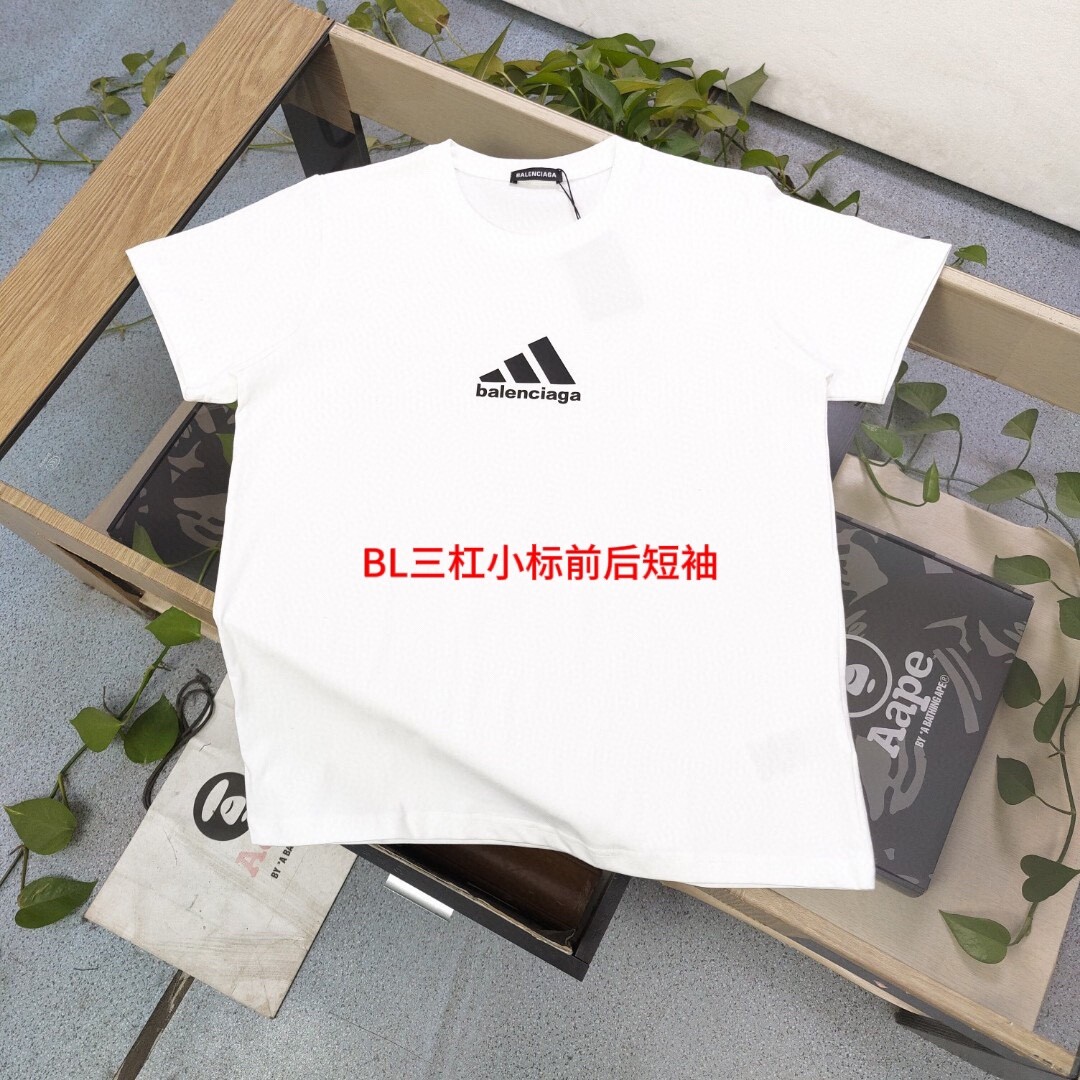 BL三杠小标前后短袖 24代发200克 240克5  输出可低 采用新疆精梳棉 七天无理由退货 品质保证 支持一件代发。和文化班服定制七天无理由退换 支持文化服 班