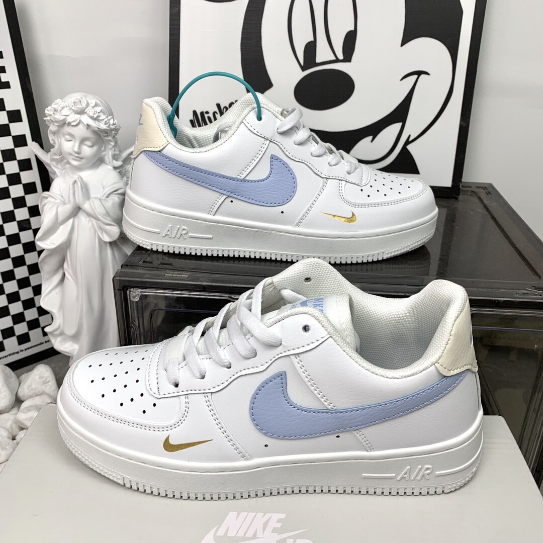 Nike Air Force 1 AF1 空军一号 白月小勾 码数36-44 男女现货