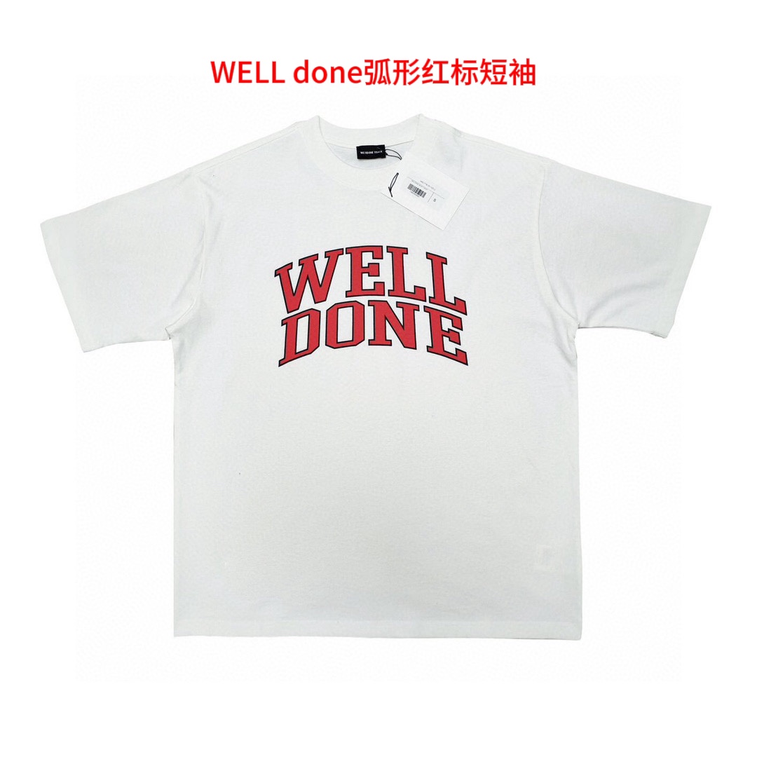WELL done弧形红标短袖七天无理由退换 支持文化服 班服 活动图案定制WE11DONE TRACK新款校园字体小众美式潮牌夏季宽松情侣纯棉短袖T恤男面料采用纯棉面料，印花采用康丽数码直喷工艺，色彩过渡分明，立体感直接拉满。工艺。印花稳定，无牙边。颜色:白色 黑色尺码如下