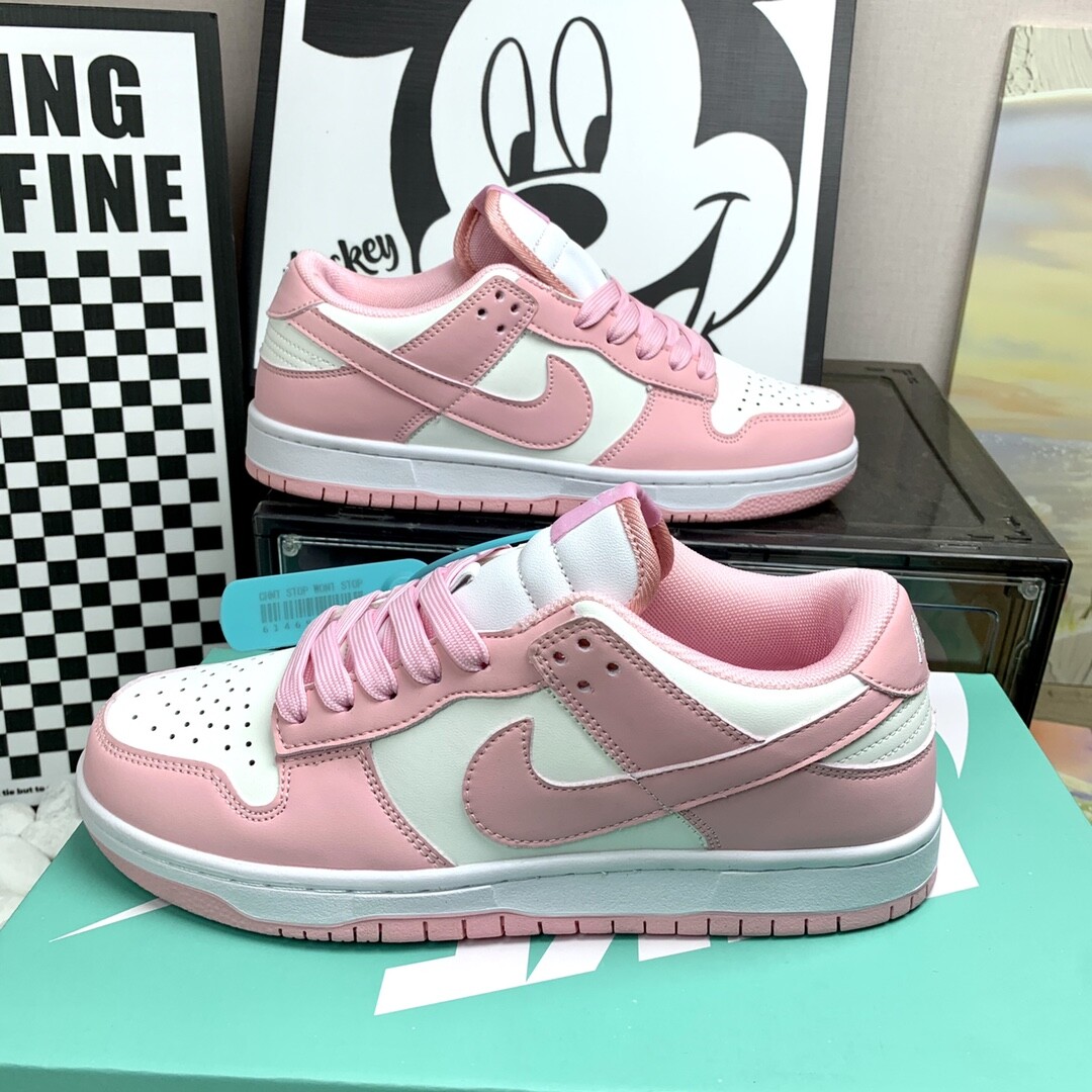 Nike Dunk SB Low 樱花粉 码数36-40 女码 现货