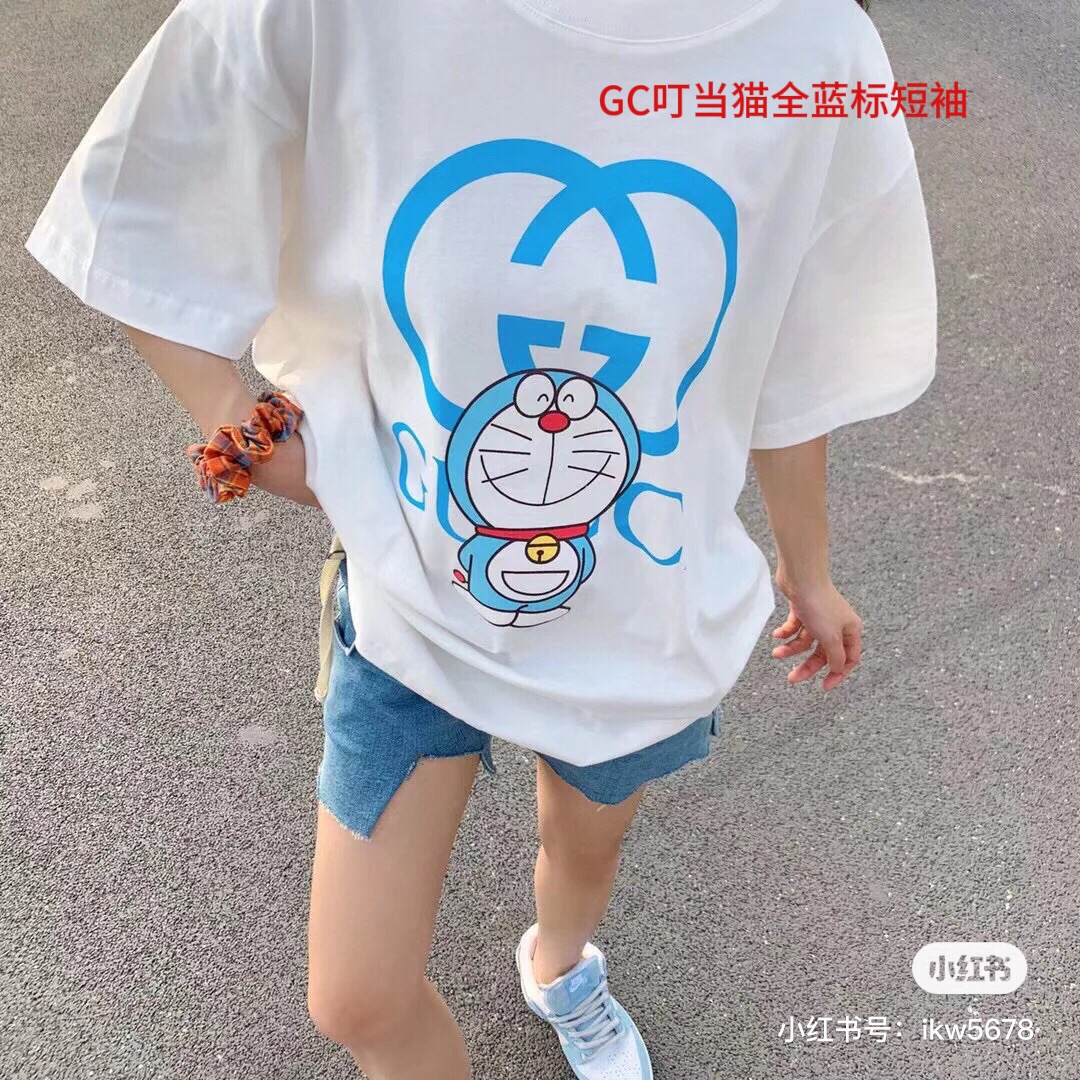 GC叮当猫全蓝标短袖【古驰GUCCI蓝胖子】古驰GUCC|哆啦A梦机器猫T恤    GUcC&哆啦A梦50周年纪念联名款短袖印花T恤、可爱的卡通印花超级喜欢这款,太好看了吧    尺码 M-4xl