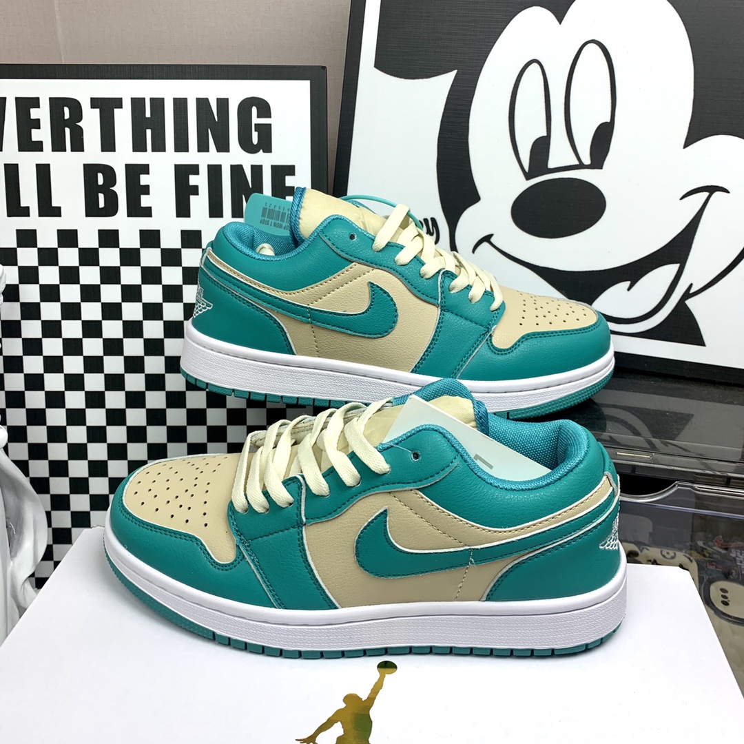 Air Jordan 1 Low Aj1低帮 米蓝 码数36-44 男女现货 鞋头鞋孔激光打孔  厚鞋舍 填充橡胶底（摩擦吱吱响）附送+手提袋