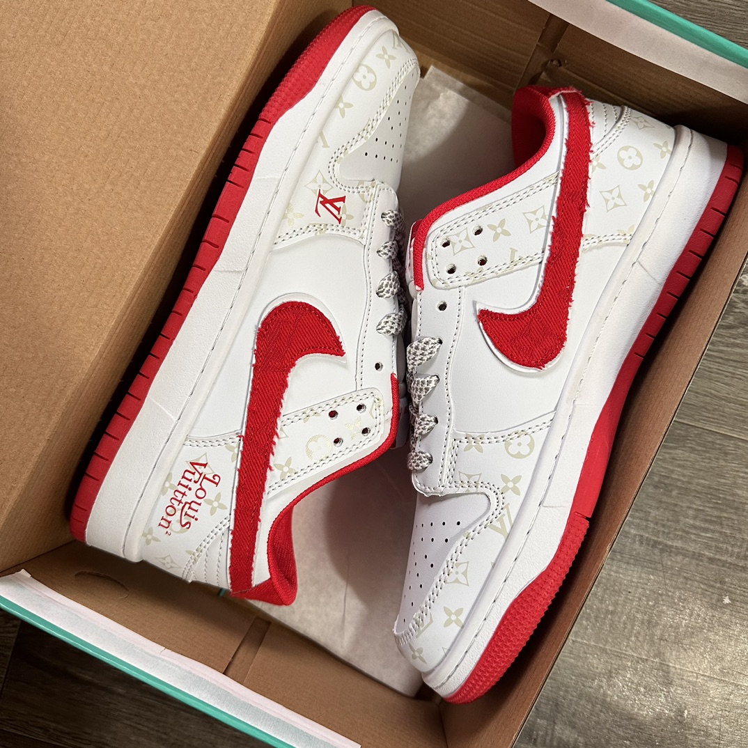  Nike SB Dunk Low SB联名白红  码数36-44 男女现货