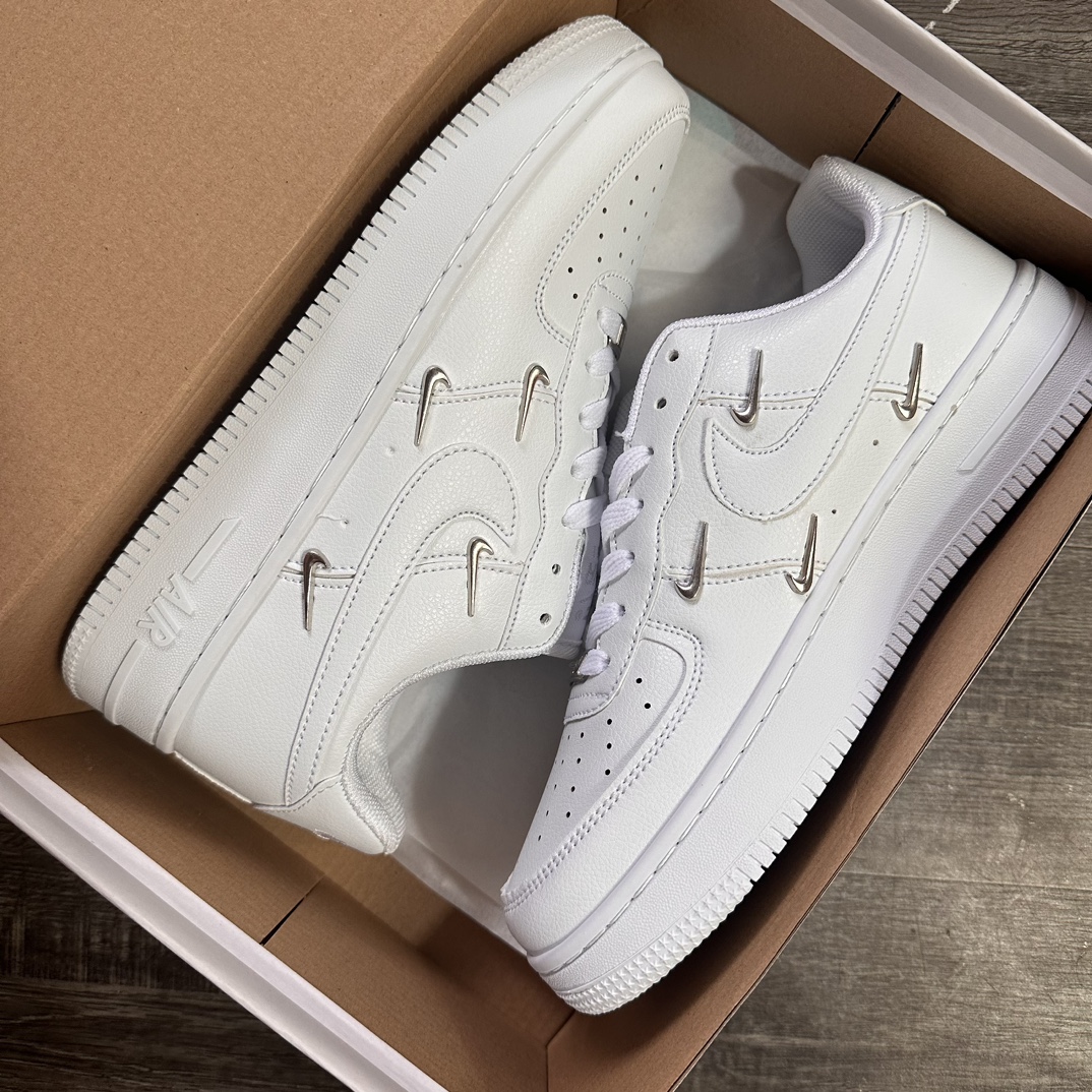  Nike AF1 空军一号 四勾 白色  36-44码 男女鞋