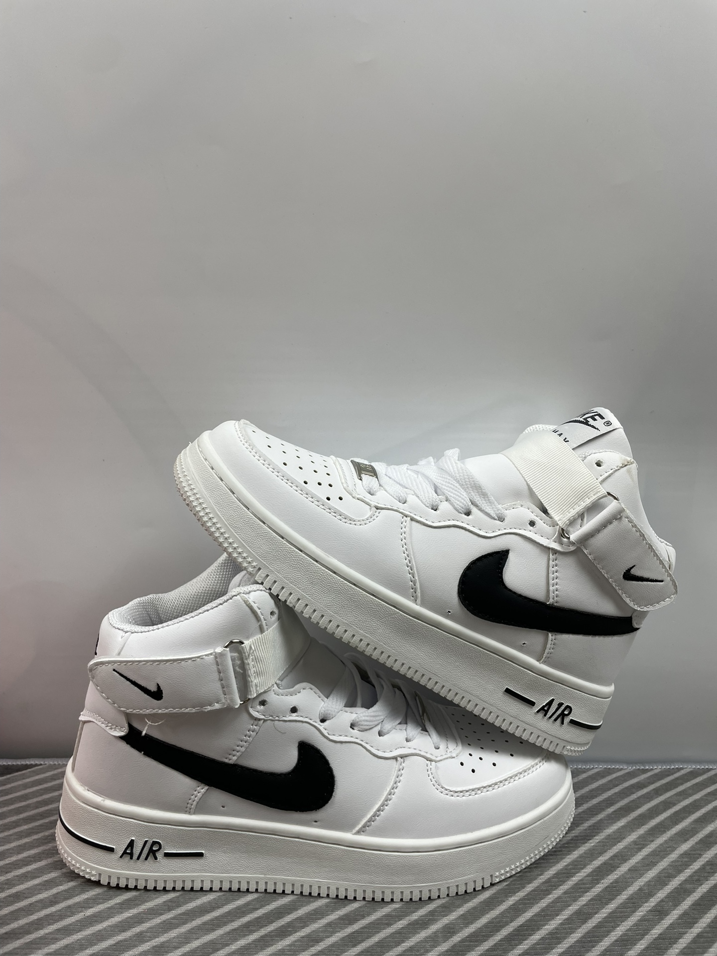  NK Air Force 1 Mid AF1 空军一号中帮 白黑 码数36-44