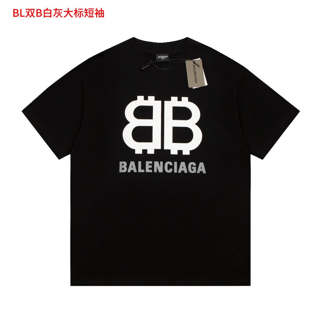 BL双B白灰大标短袖BALENCIAG*巴黎世家23ss胸前双B字母圆领短袖T恤面料采用纯棉面料原版面料 官方同款 定制同缸染面料  手感非常舒服  春夏最新砖柜同步  时尚又个性  超级百搭好看的一款                男女都非常合适  人手必备款 颜色:黑色 尺码:M-4XL