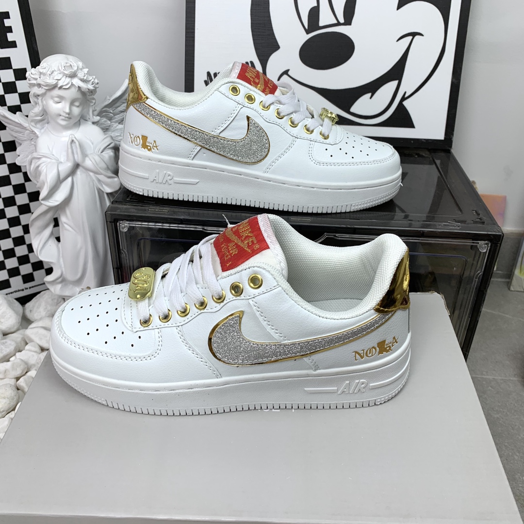 Nike Air Force 1 Low 双勾满天星 尺码 36-44 男女现货