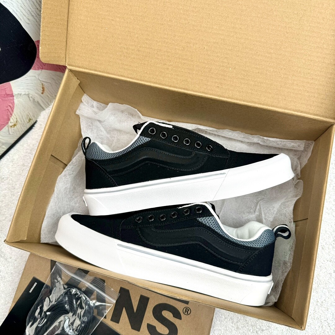 Vans 万斯黑灰 高版本套楦工艺 正确版型 尺码36-44 男女码现货