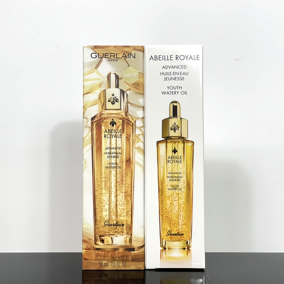 第三代娇兰复原蜜50mlGUERLAIN 娇兰复原蜜50ML（三代）重磅升级奢华焕新登场全新第三代黄金复原蜜来了9倍修复，复原元气肌! 升级黑蜂修护科技，成分升级,融蕴4种纯净优质蜂蜜与蜂皇浆,质地轻盈滋润不粘腻～ 适合各种肌肤！必入的一款精华