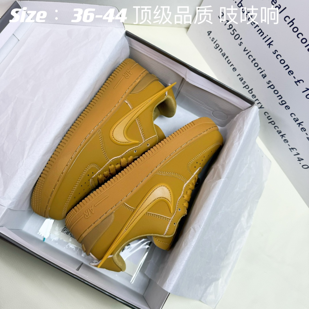 顶级品质 吱吱响 空军一号大钩小麦Size：40-44 男码 注意没有女鞋